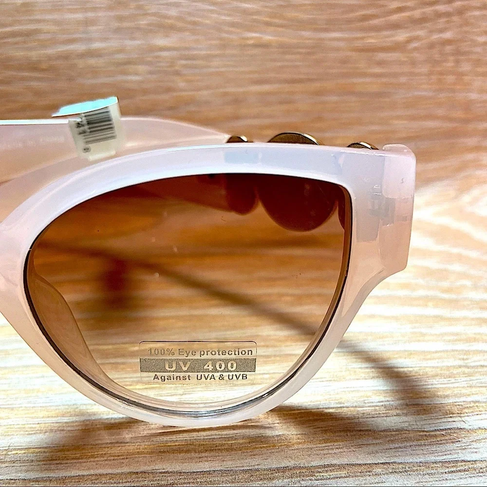 Sunglasses Cat Eye Blush Pink Lucite Side Gold Medallion Coins Eye Protection - Picture 4 of 5